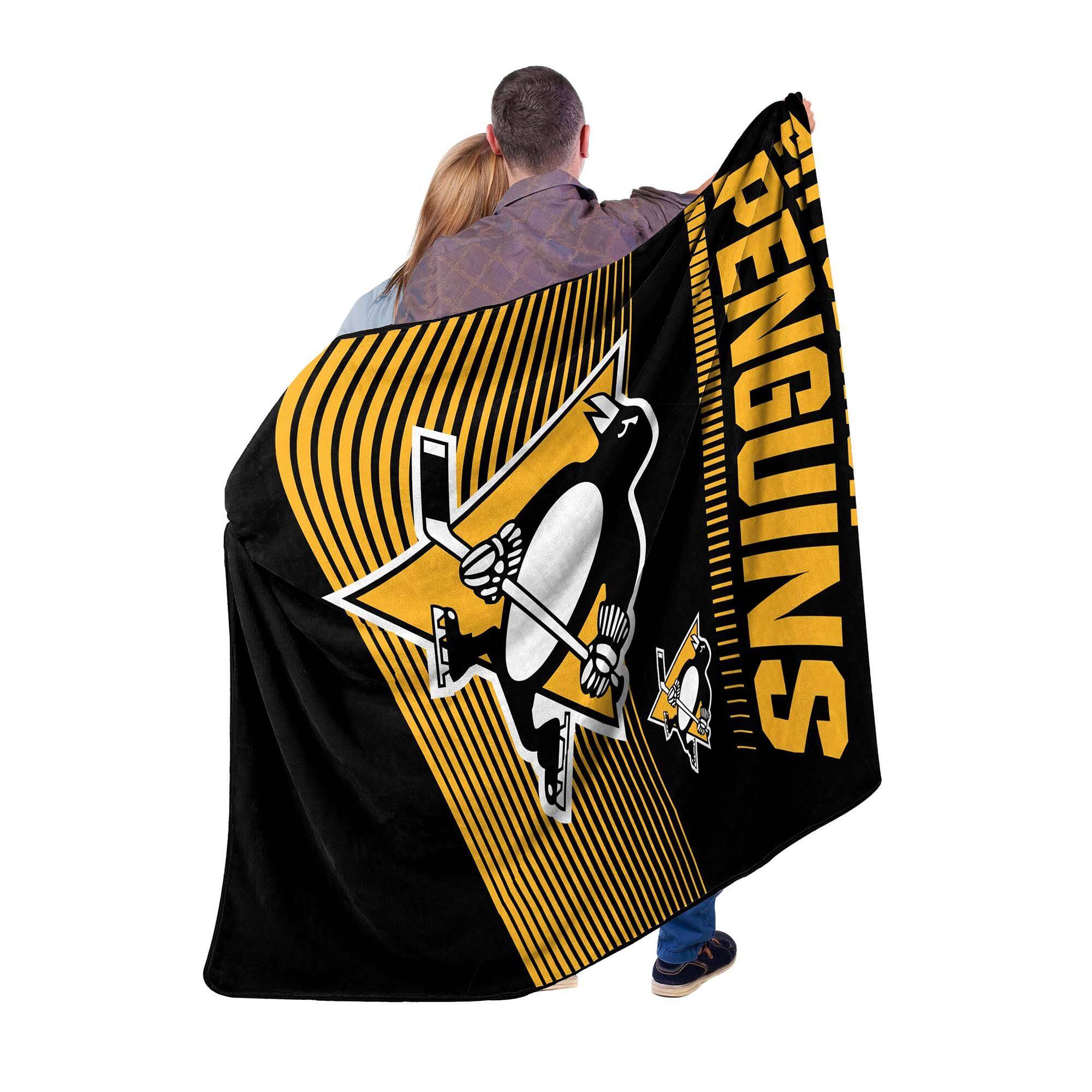 Angle. Sweet Home Collection - NHL Pittsburgh Penguins 60" x 80" Raschel Throw Blanket - Black.