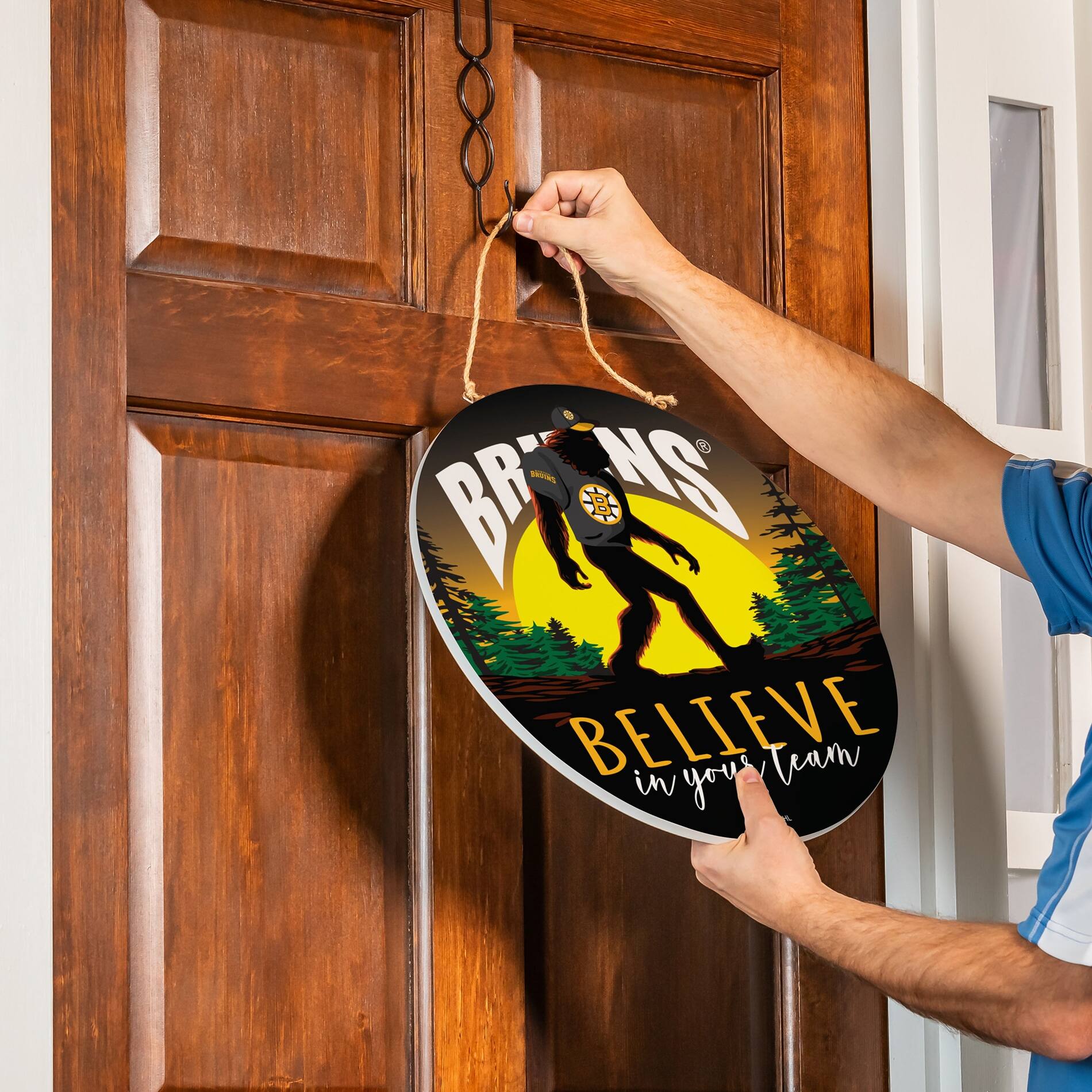 BRONCOS  
BELIEVE in your team