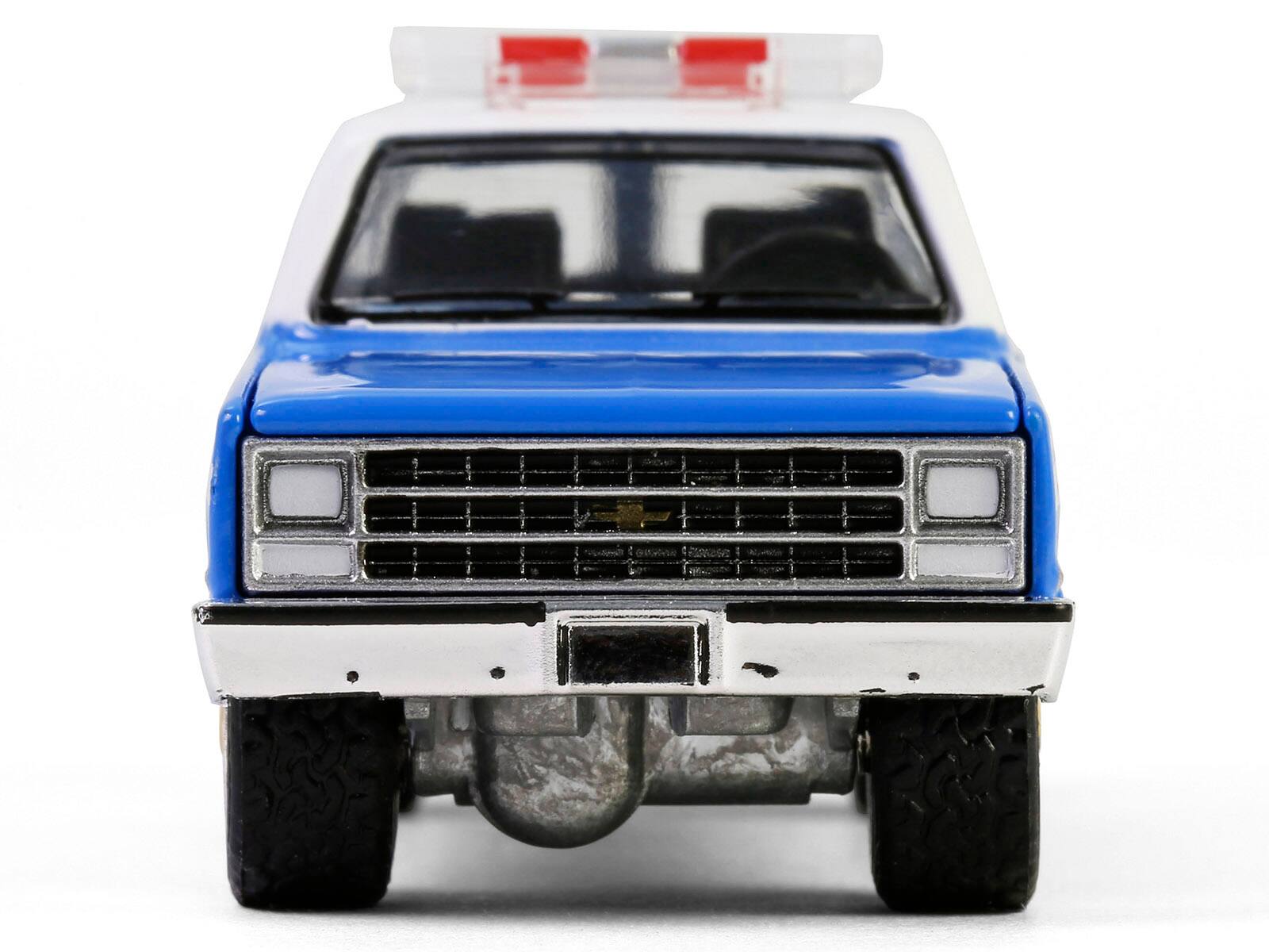 Alt View 3. Greenlight - 1990 Chevrolet Suburban K2500 Scottsdale "NYPD" Blue with White Top "Hot Pursuit" Series 46 1/64 Model Car by Greenlight.