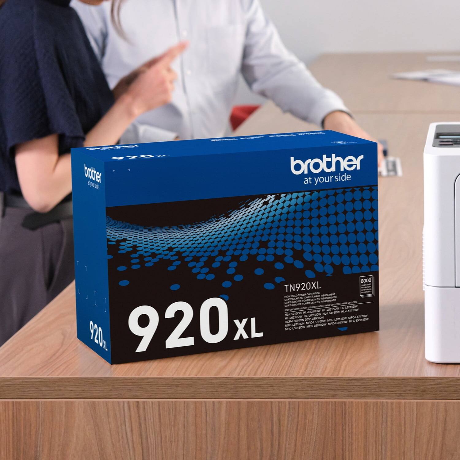 Sure, here is the corrected and grouped text:

---

**Brother**  
at your side

**920 XL**

**TN920XL**

**6000**  
CARTRIDGE

**TN920XL**  
CARTRIDGE

**Brother**  
at your side

**920 XL**

**TN920XL**

**6000**  
CARTRIDGE

**TN920XL**  
CARTRIDGE

---

This text is from the packaging of a Brother TN920XL cartridge.