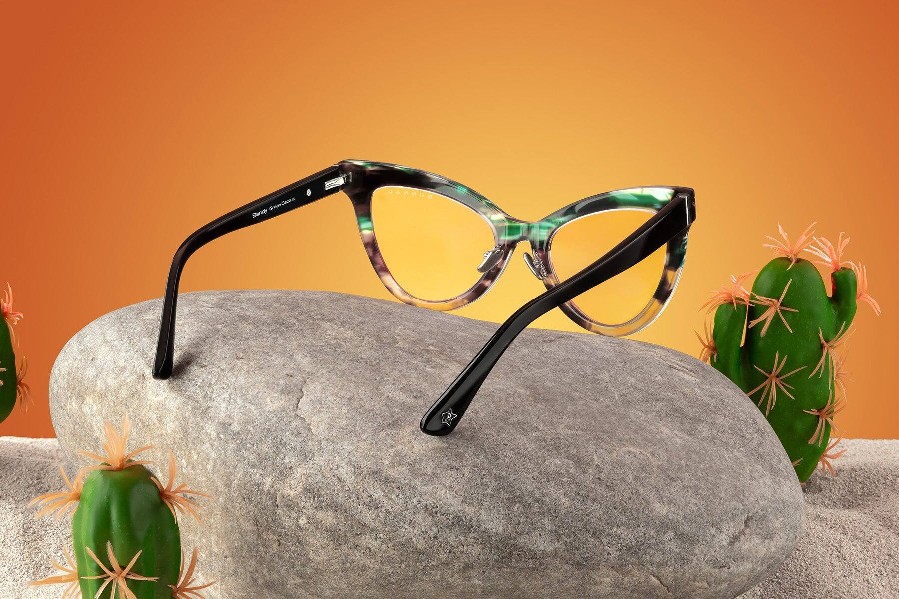 Sandy Green Exclusive  
RAMMUC