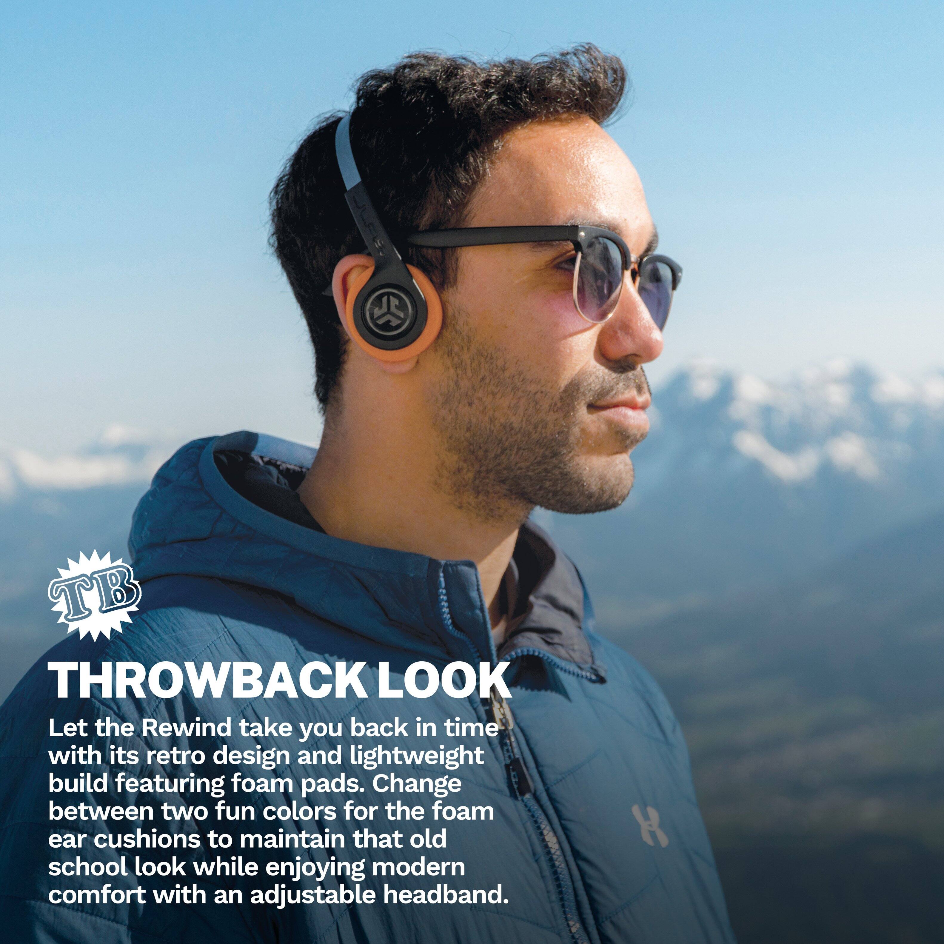 **THROWBACK LOOK**

Let the Rewind take you back in time with its retro design and lightweight build featuring foam pads. Change between two fun colors for the foam ear cushions to maintain that old school look while enjoying modern comfort with an adjustable headband.