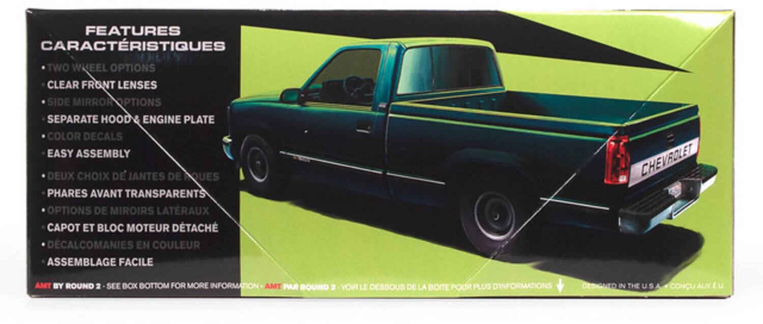 FEATURES  
CARACTERISTIQUES  
- TWO WHEEL OPTIONS  
- CLEAR FRONT LENSES  
- SIDE MIRROR OPTIONS  
- SEPARATE HOOD & ENGINE PLATE  
- COLOR DECALS  
- EASY ASSEMBLY  

DEUX CHOIX DE JANTES DE QUEUES  
- PHARES AVANT TRANSPARENTS  
- OPTIONS DE MIRROIRS LATÉRAUX  
- CAPOT ET BLOC MOTEUR DÉTACHÉ  
- DÉCALCOMANIES EN COULEUR  
- ASSEMBLAGE FACILE  

CHEVROLET  
AMT BY ROUND 2 - SEE BOX BOTTOM FOR MORE INFORMATION  
AMT PAR ROUND 2 - VOIR LE DESSOUS DE LA BOITE POUR PLUS D'INFORMATIONS  

DESIGNED IN THE U.S.A.  
CONÇU AUX É.U.