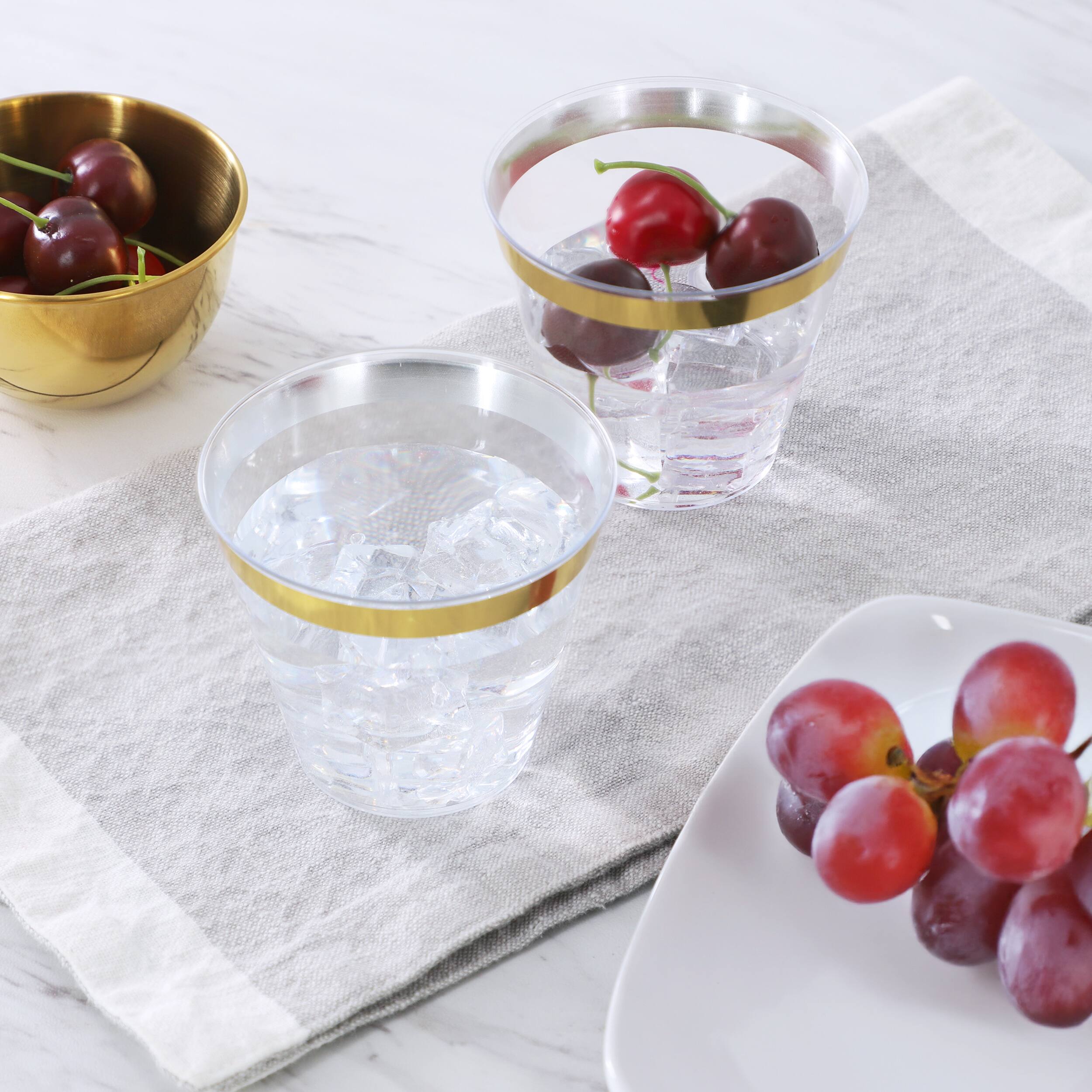 Alt View 5. Elama - Elama 100 Piece 9 Ounce Disposable Plastic Gold Rimmed Party Cup Set - Clear.