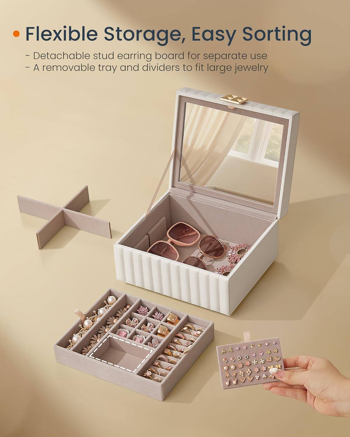 Flexible Storage, Easy Sorting  
- Detachable stud earring board for separate use  
- A removable tray and dividers to fit large jewelry