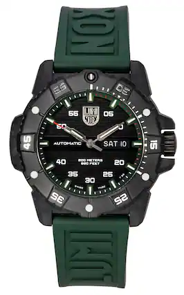 KON 55 05 45 55 LUMI NOX 50 - AUTOMATIC SAT 10 5 40 200 METERS 660 FEET 20 35 25 92 T I 30 I SWISS MADE 32 52