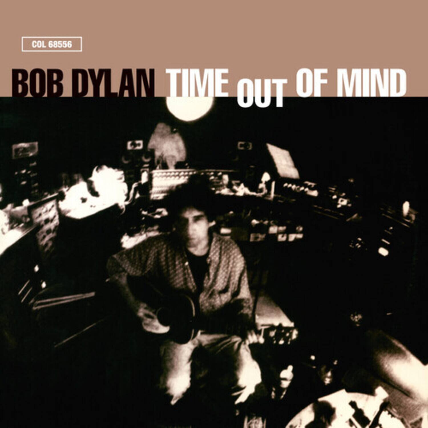 COL 68556  
BOB DYLAN  
TIME OUT OF MIND