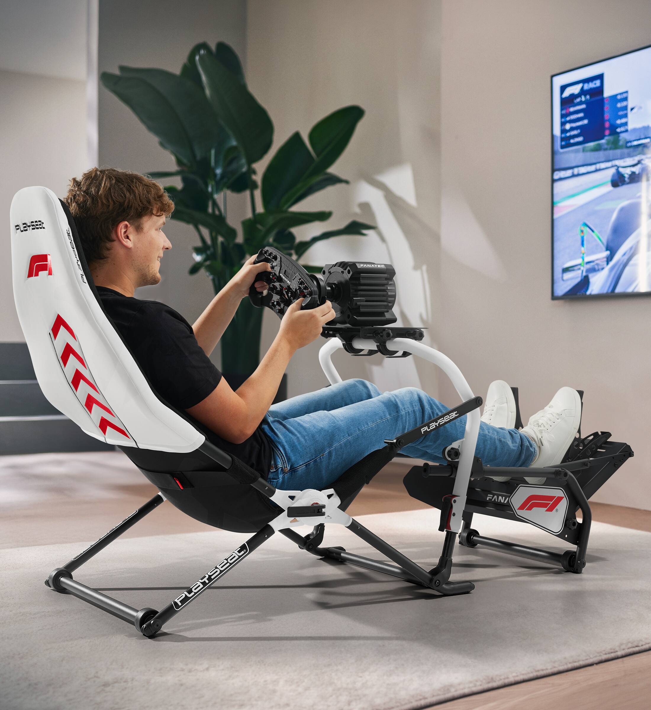 PLAYSEAT
FANATEC