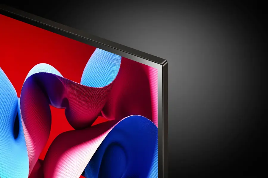 Alt View 3. LG - 42" Class C4 Series OLED evo 4K UHD Smart webOS TV (2024).