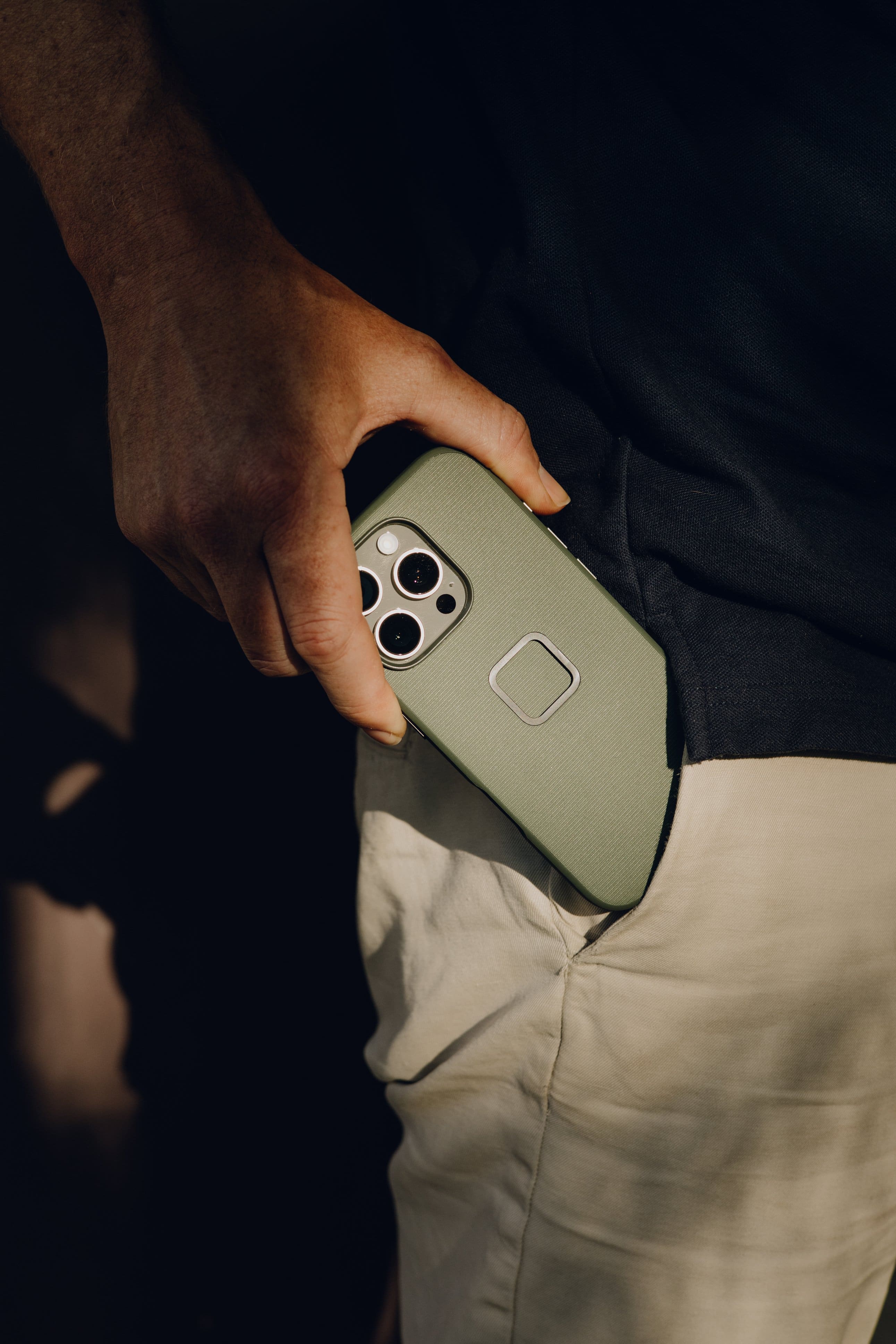 Alt View 2. Peak Design - Everyday Fabric Case for iPhone 16 Pro Max - Sage.