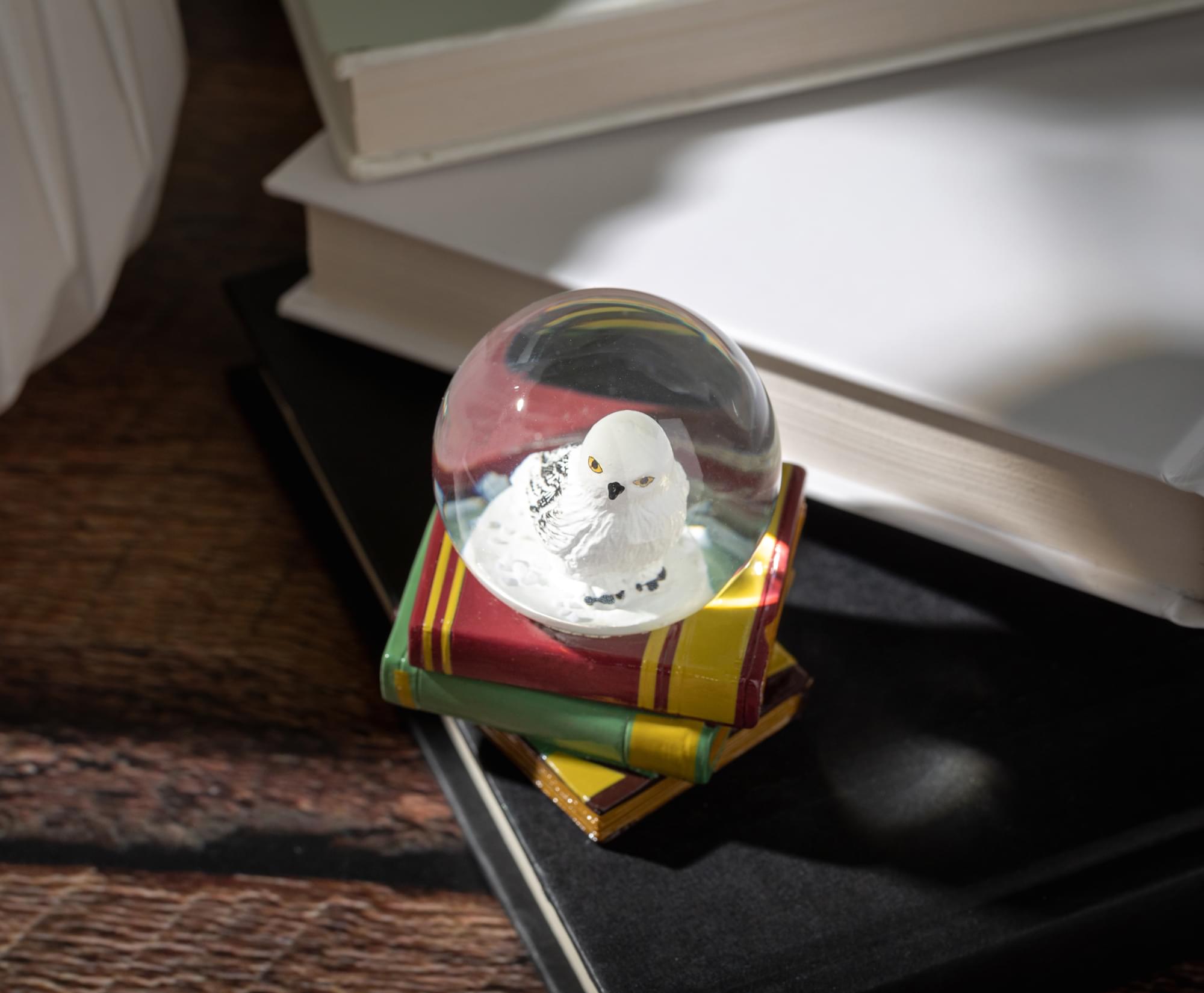 Alt View 5. Silver Buffalo - Harry Potter Hedwig the Owl 3-Inch Mini Snow Globe - White.