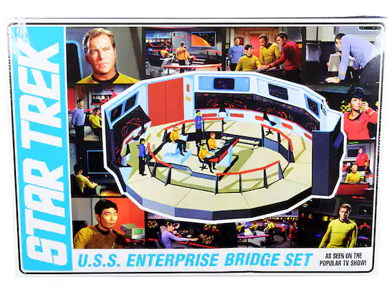 STAR TREK
U.S.S. ENTERPRISE BRIDGE SET
AS SEEN ON THE POPULAR TV SHOW!