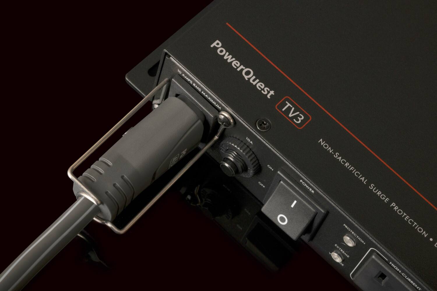 PowerQuest TV3  
10A  
10 AMPS RMS MAXIMUM  
ON NON-SACRIFICIAL OFF  
POWER SURGE PROTECTION  
EXTREME HIGH-CURRENT