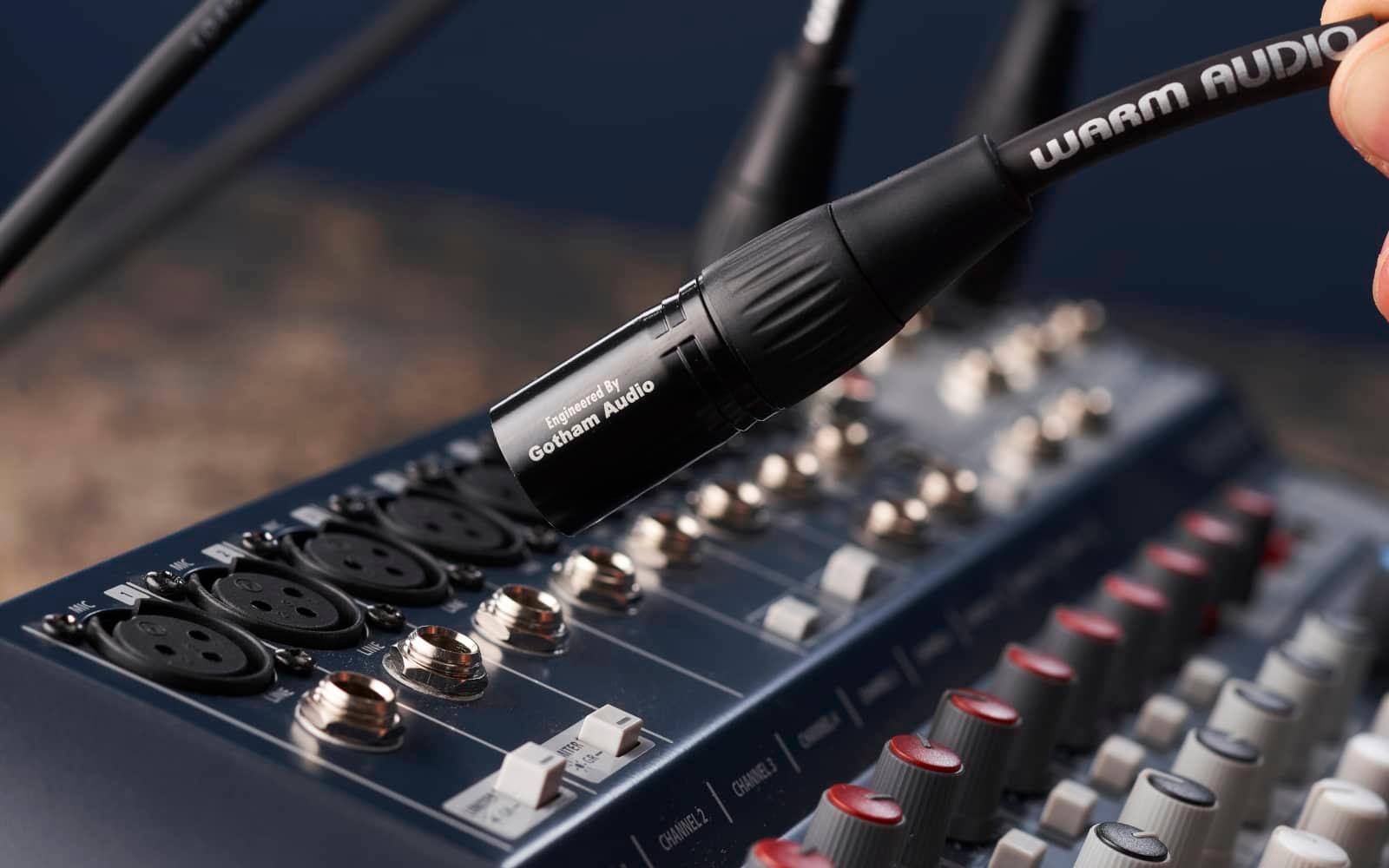 AUDIO WARM Audio By Engineered Gotham MIC NITER CHANNEL3 CHANNEL2