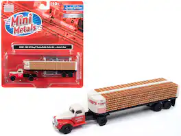 Classic Metal Works - 1941-1946 Chevrolet Tractor with Flatbed Bottle Trailer Kamm's Beer Mini Metals Series 1/87 (HO) Scale - Red and White