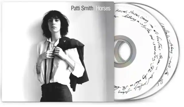 Patti Smith
Horses
Horses
Balladway a (ming
Myta S
Cauliat A
C Joms.
Aolany mratng
26 S et f o
w mn Tg hug