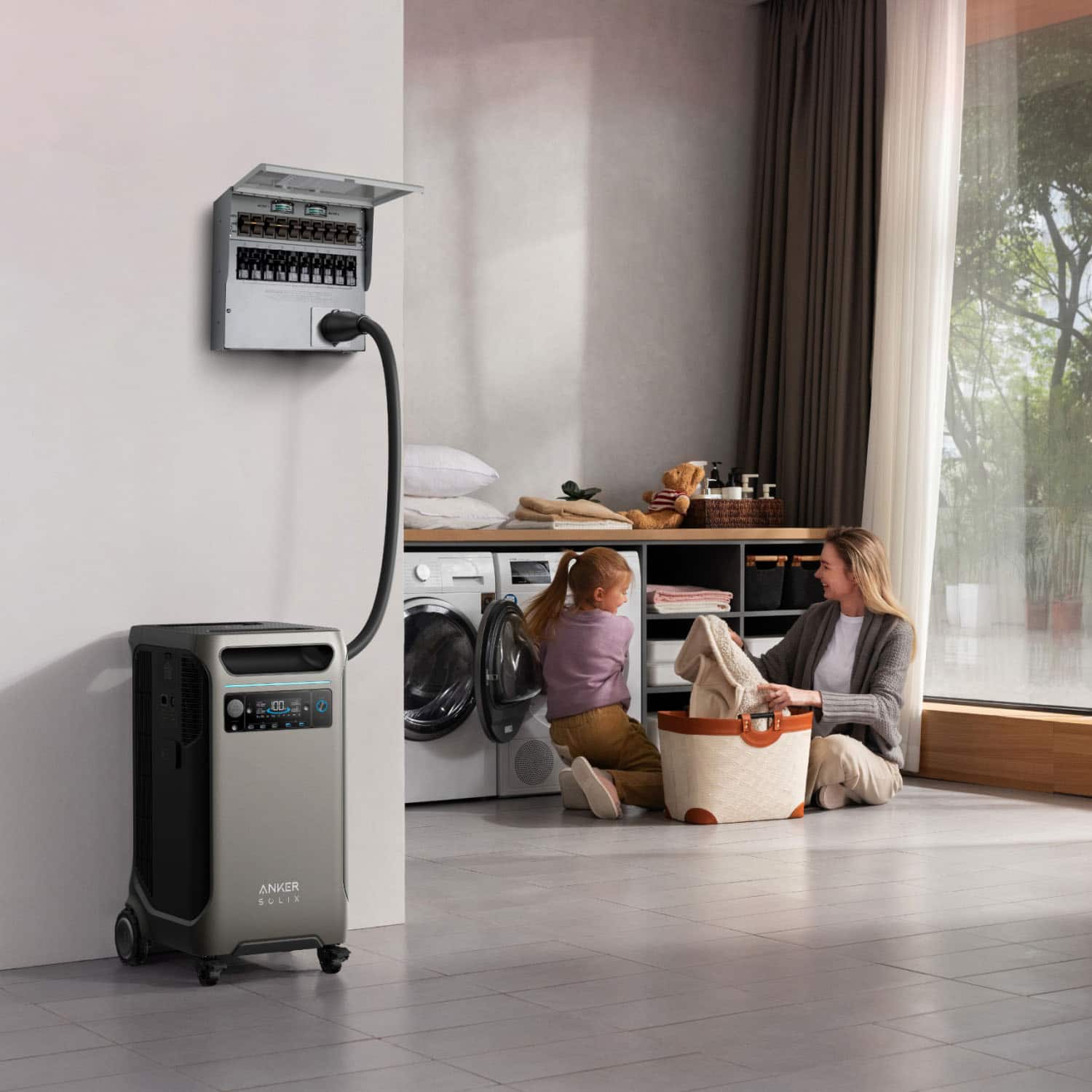 The text on the image is "DE ANKER SOLIX."