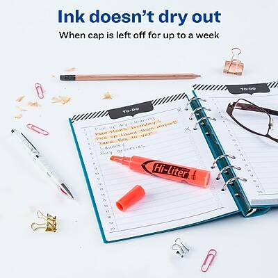 Ink doesn't dry out  
When cap is left off for up to a week  

TO-DO  
TO-DO  

Laura  
ver  
nee  
op  
to  
Nex  

Take Laundry  
groterics  

Buy 3 Hi-Liter  
f  
t  
12  
15  
17  
50  
t9  
20