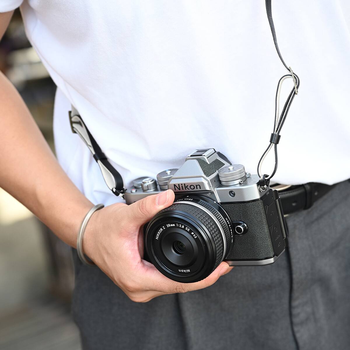 Nikon: 2 12.5 SE NIKKOR 2 2