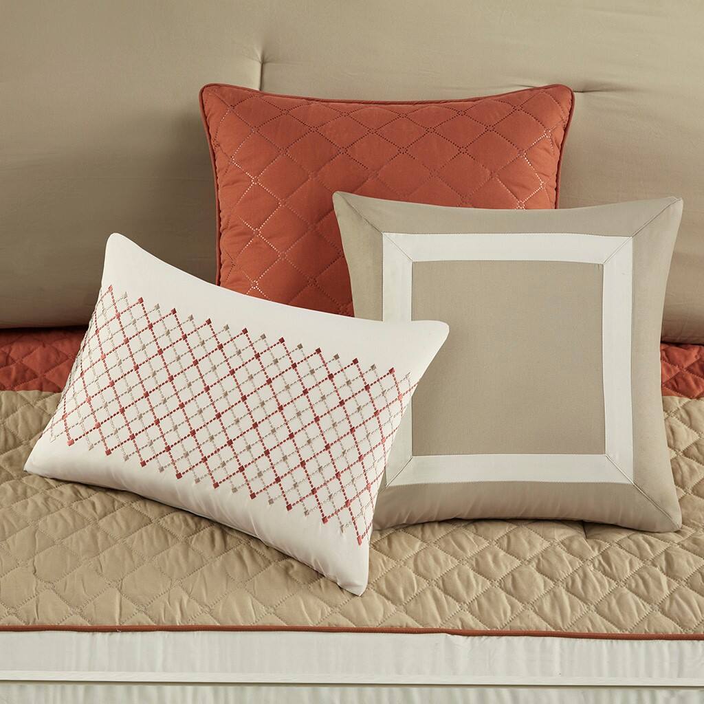 Alt View 2. Gracie Mills - Gracie Mills 7-Piece Transitional Color Block Comforter Set - Spice.