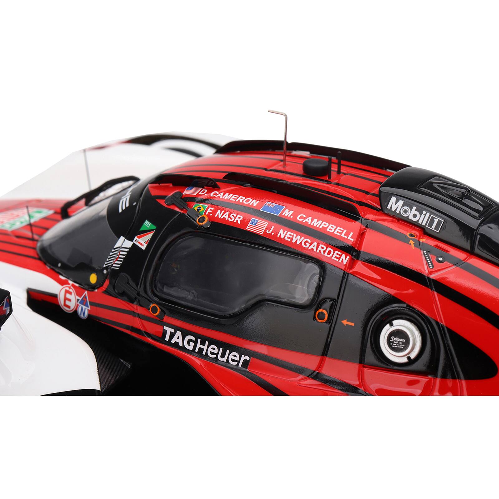 E N D.  
CAMERON de F.  
Mobili - NASR  
1 J J. CAMPBELL  
NEWGARDEN  
TAGHeuer