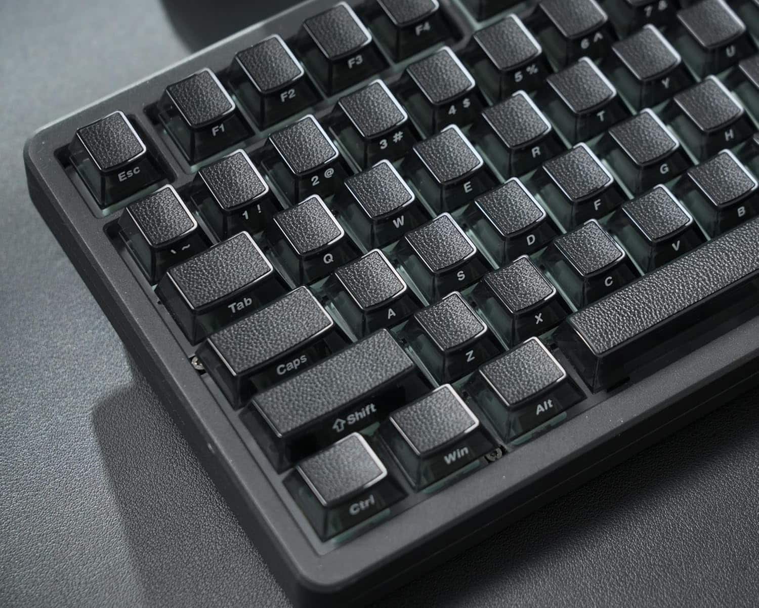 Womier - Clear keycaps Jelly Set,Custom Cherry Profile Compatible with US Layout Mechanical Keyboard - Black