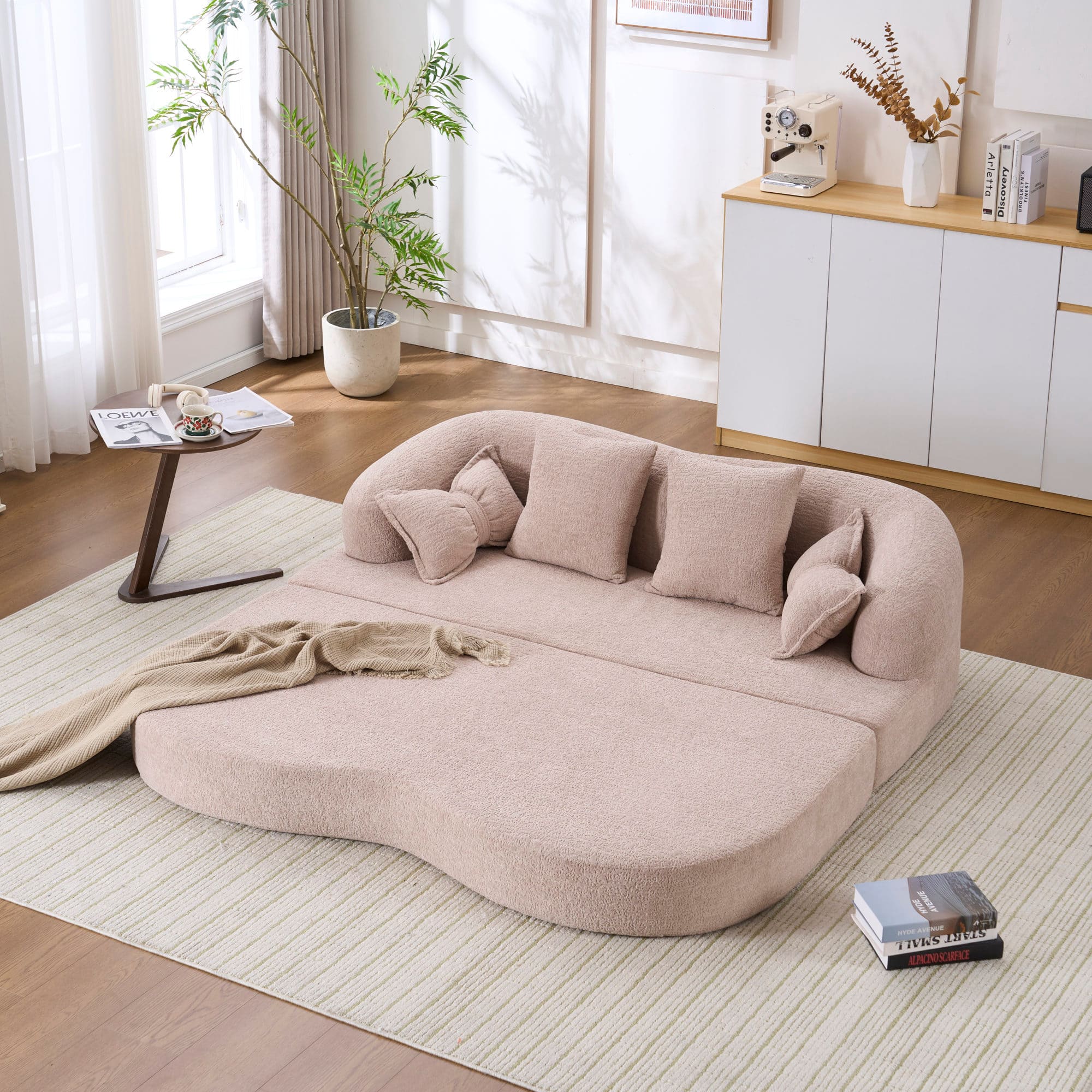 LE 1 - Arletto Discovery I | LOEWE E amoor  
SMALL START EMONHOIE