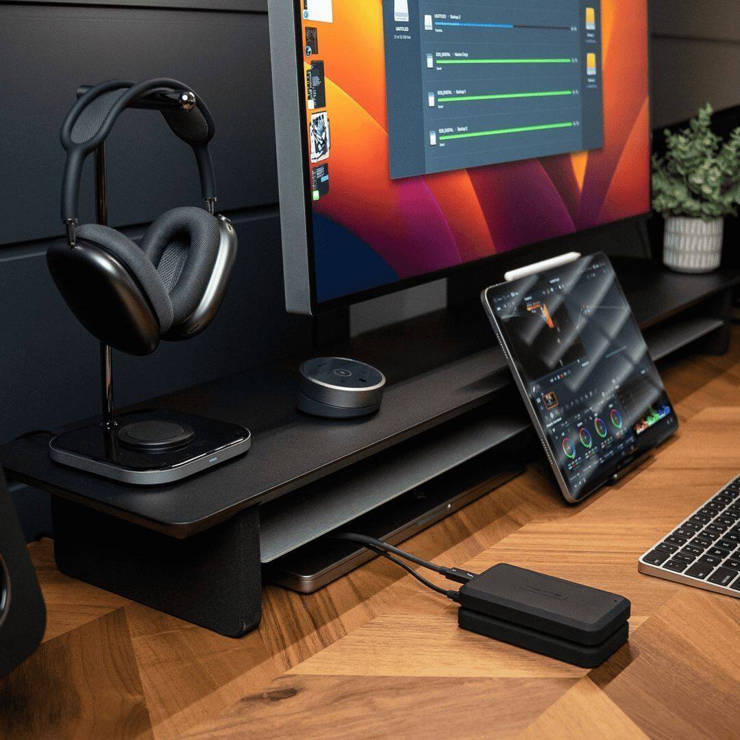 Back. Glyph - Glyph Atom PRO External NVMe 1TB Black SSD V2 with Thunderbolt 3 Connectivity.