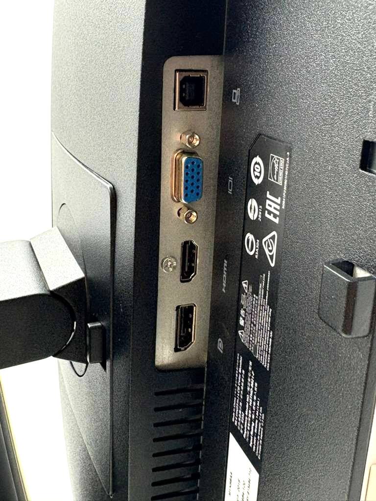 HOM 0 10 CP EAC woo P 12200 512 1 RAJ