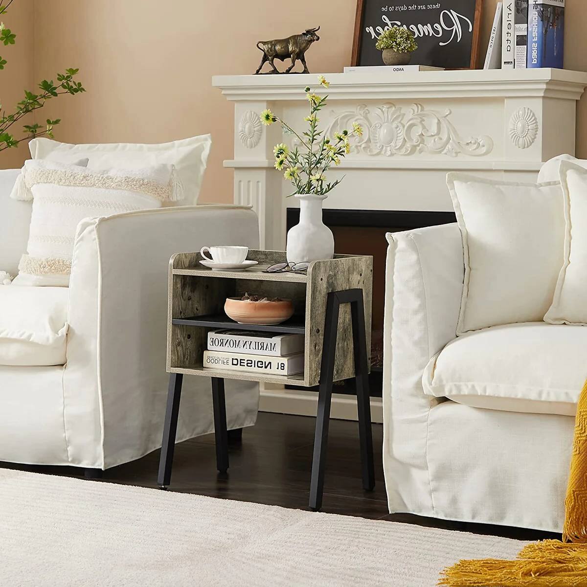 The text on the image is "WOMEN'S DESIGN 18".