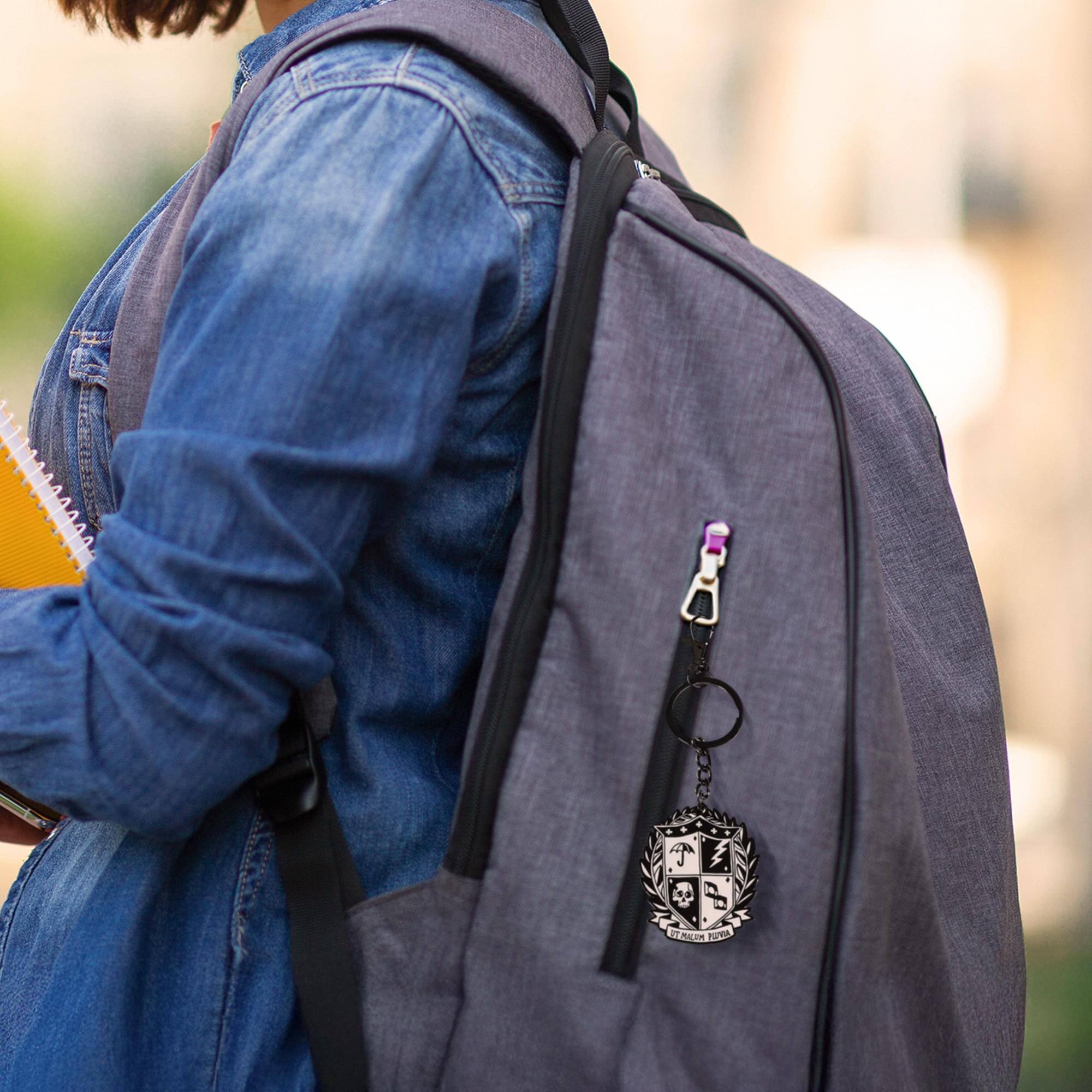 The text on the image reads:

"SAKI PULA"