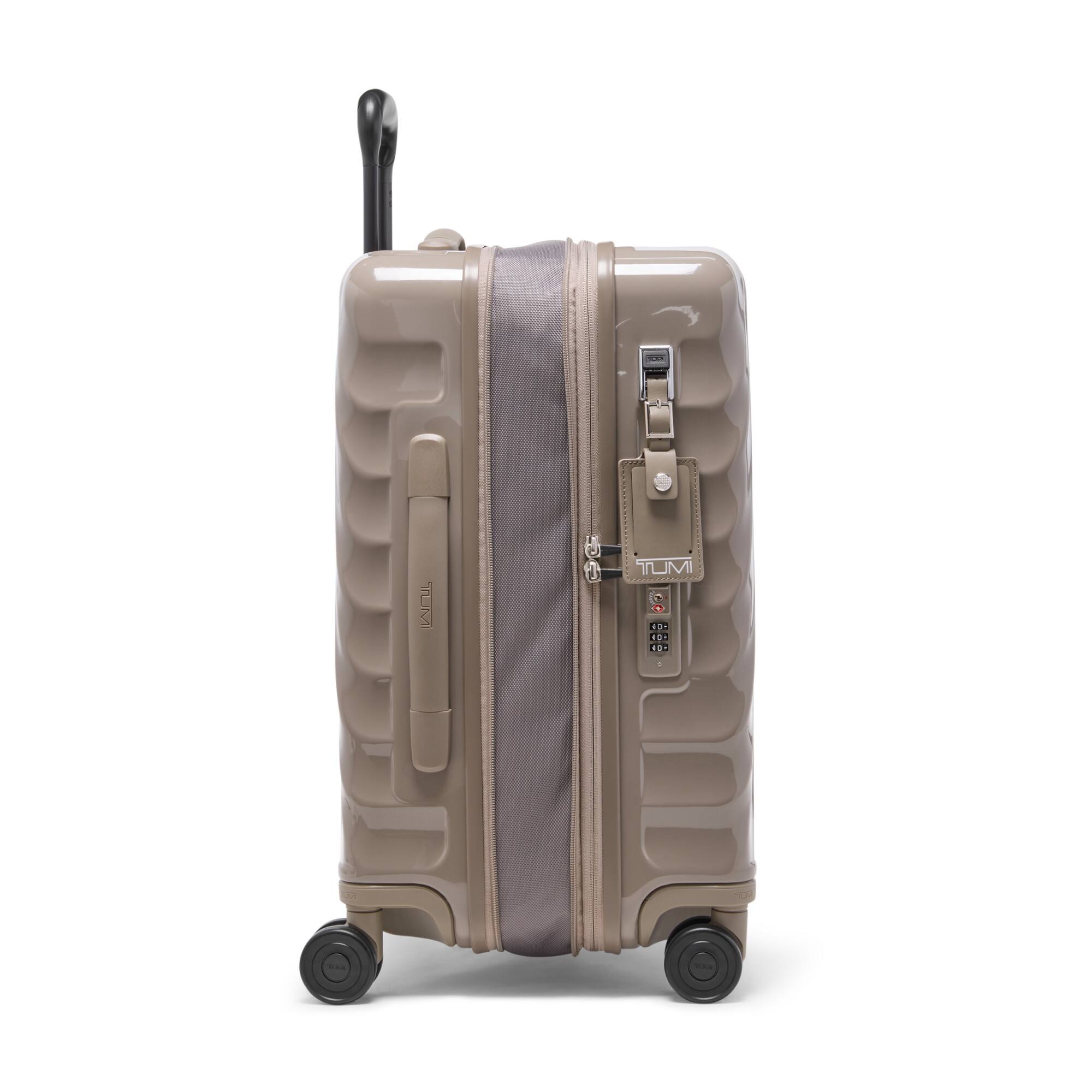 TUMI 19 Degree International 22