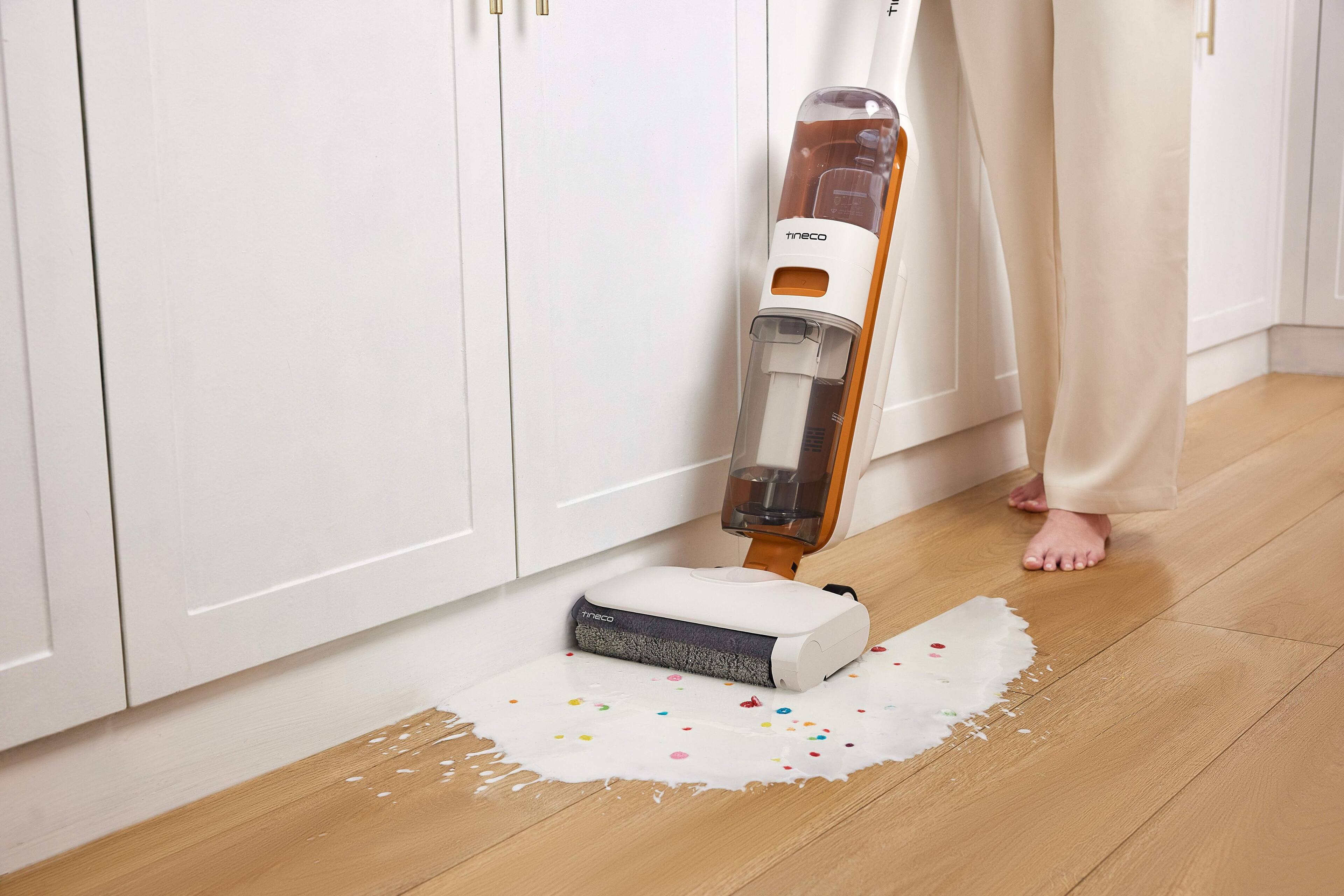 The text on the image is "Tineco."