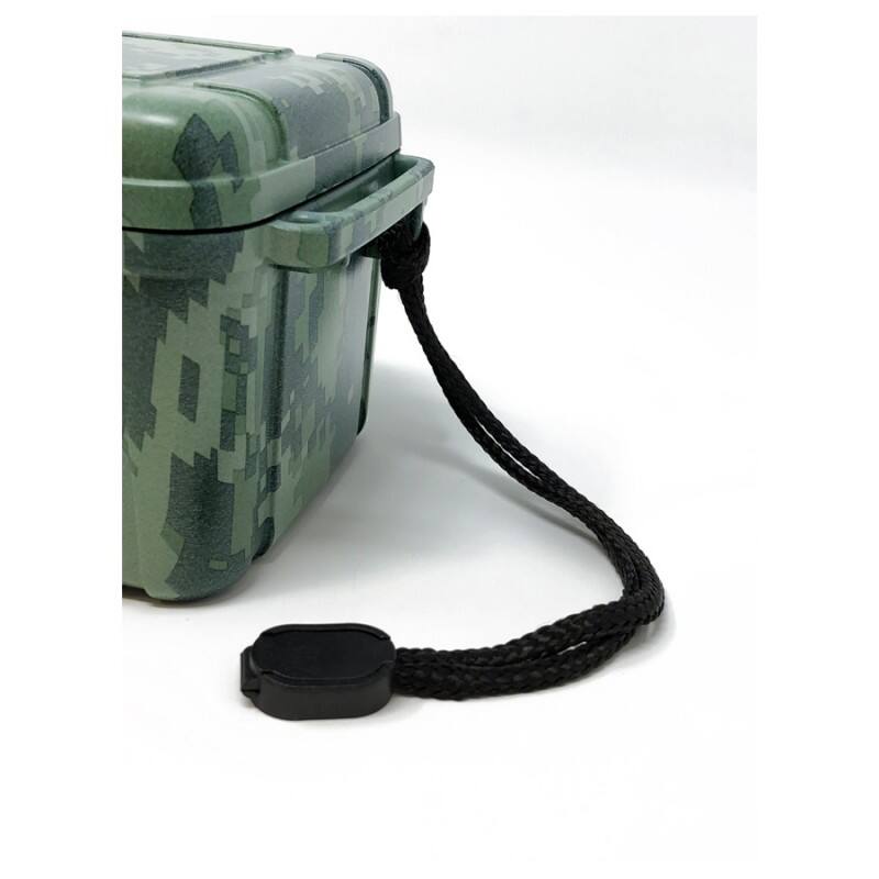 Left. Prestige - 15 Cigar Safe Humidor Case (Camouflage) - Slick Camouflage Plastic Finish.