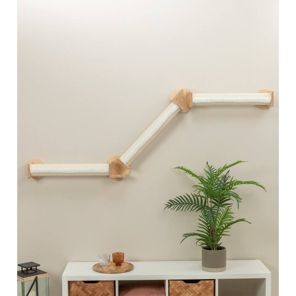 Angle. TRIXIE - Wall Set 2 Multi-Level Wall Mounted Cat Perch System with 3 Sisal Posts - Natural/White.