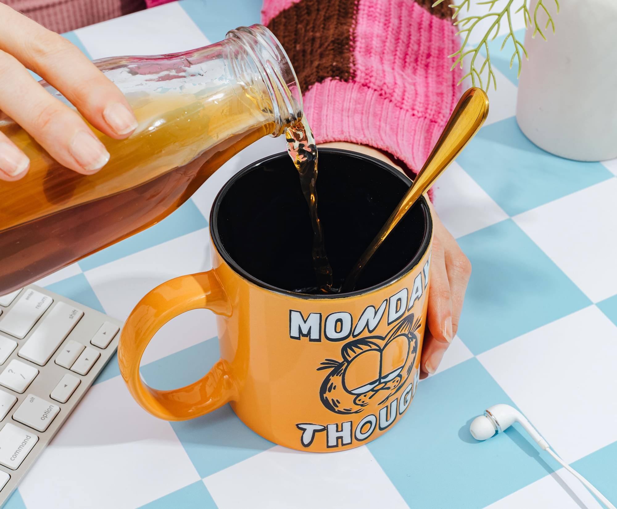 I return - 5 option command - T - a MONDAY THOUGHT