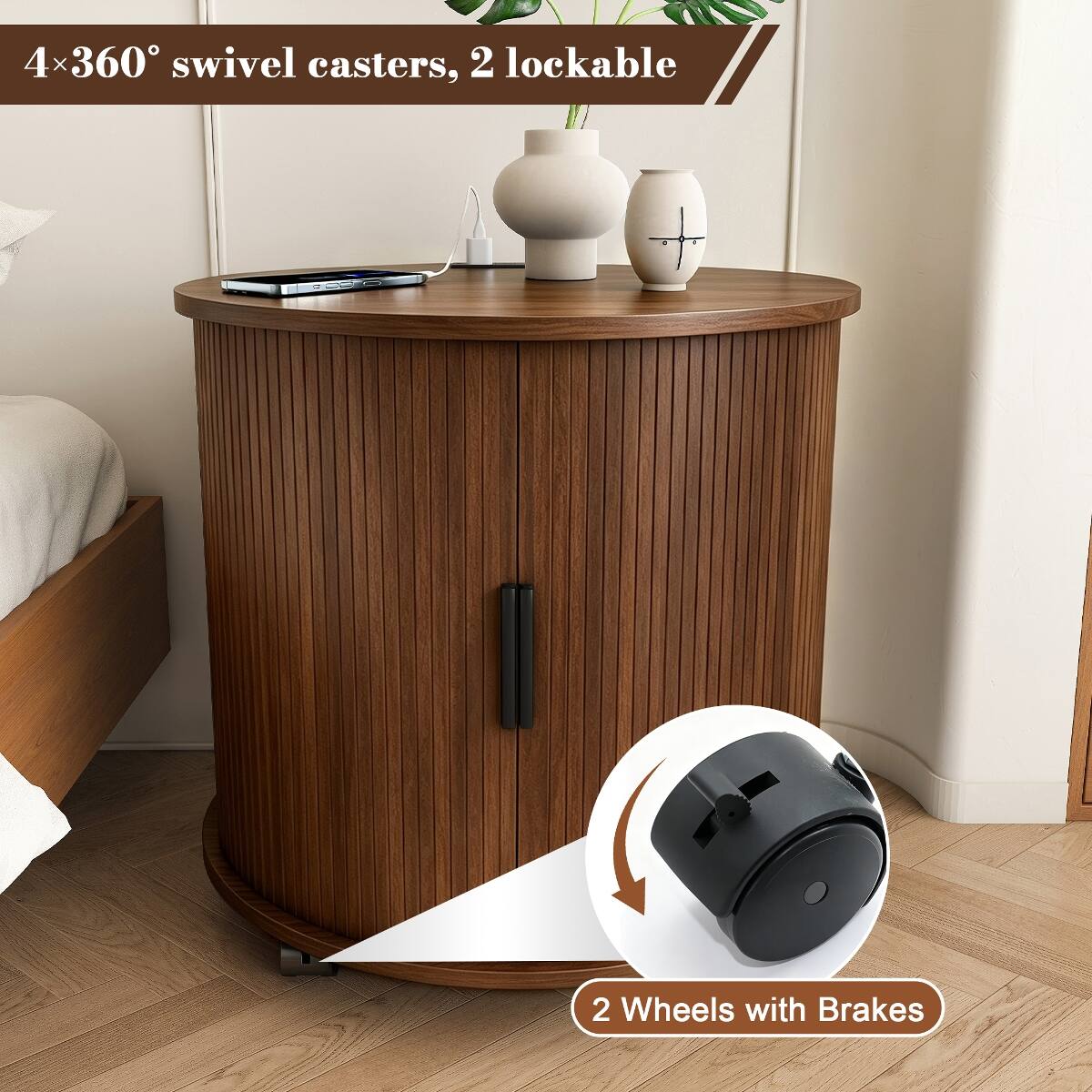 4x360° swivel casters, 2 lockable  
2 Wheels with Brakes