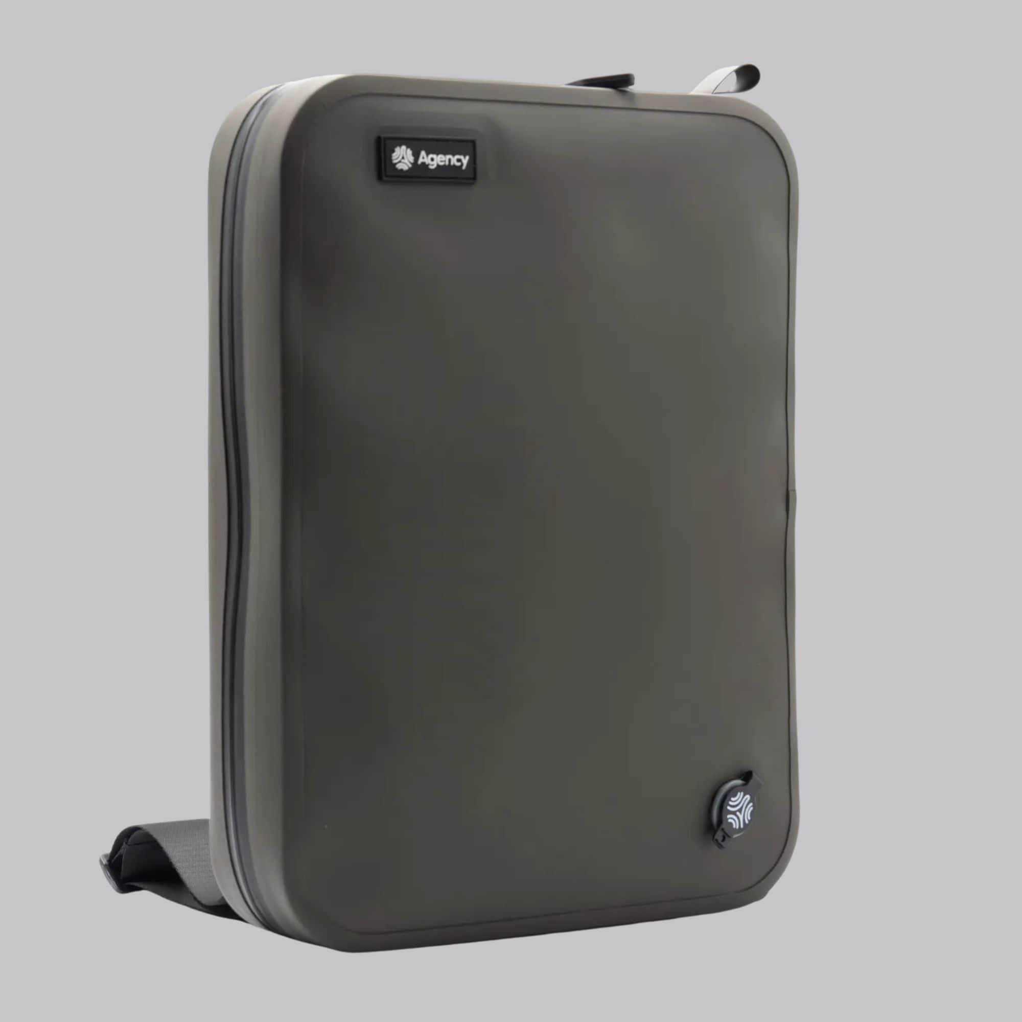 Agency - Guide - Lifeproof Waterproof Anytime Bag for Laptop and More - Olive Green