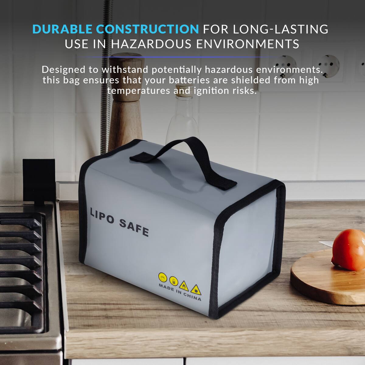 DURABLE CONSTRUCTION FOR LONG-LASTING USE IN HAZARDOUS ENVIRONMENTS

Designed to withstand potentially hazardous environments, this bag ensures that your batteries are shielded from high temperatures and ignition risks.

LIPO SAFE

MADE IN CHINA