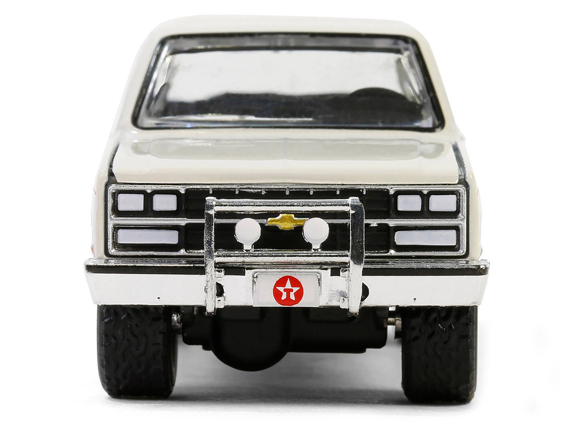 Alt View 1. Greenlight - 1990 Chevrolet Suburban "Texaco" Cream and White "Texaco Special Edition" Series 1 1/64 Diecast Model Car by Greenlight - Cream and White.