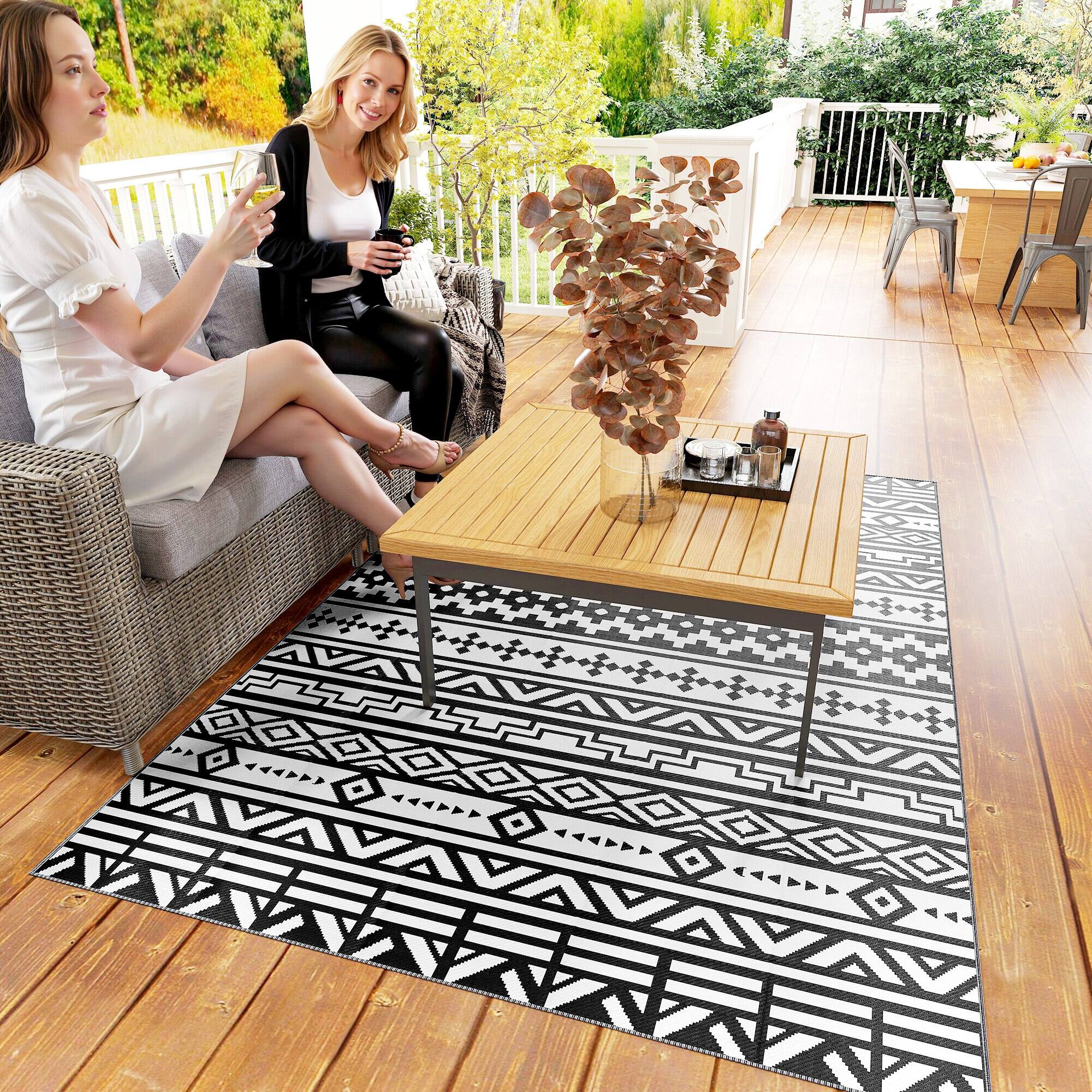 Alt View 8. Outsunny - Outdoor Rug for Patio, 6' x 9' Waterproof Large Mat, Reversible Plastic Straw Rug for Décor - Black and White Geometric Wall.