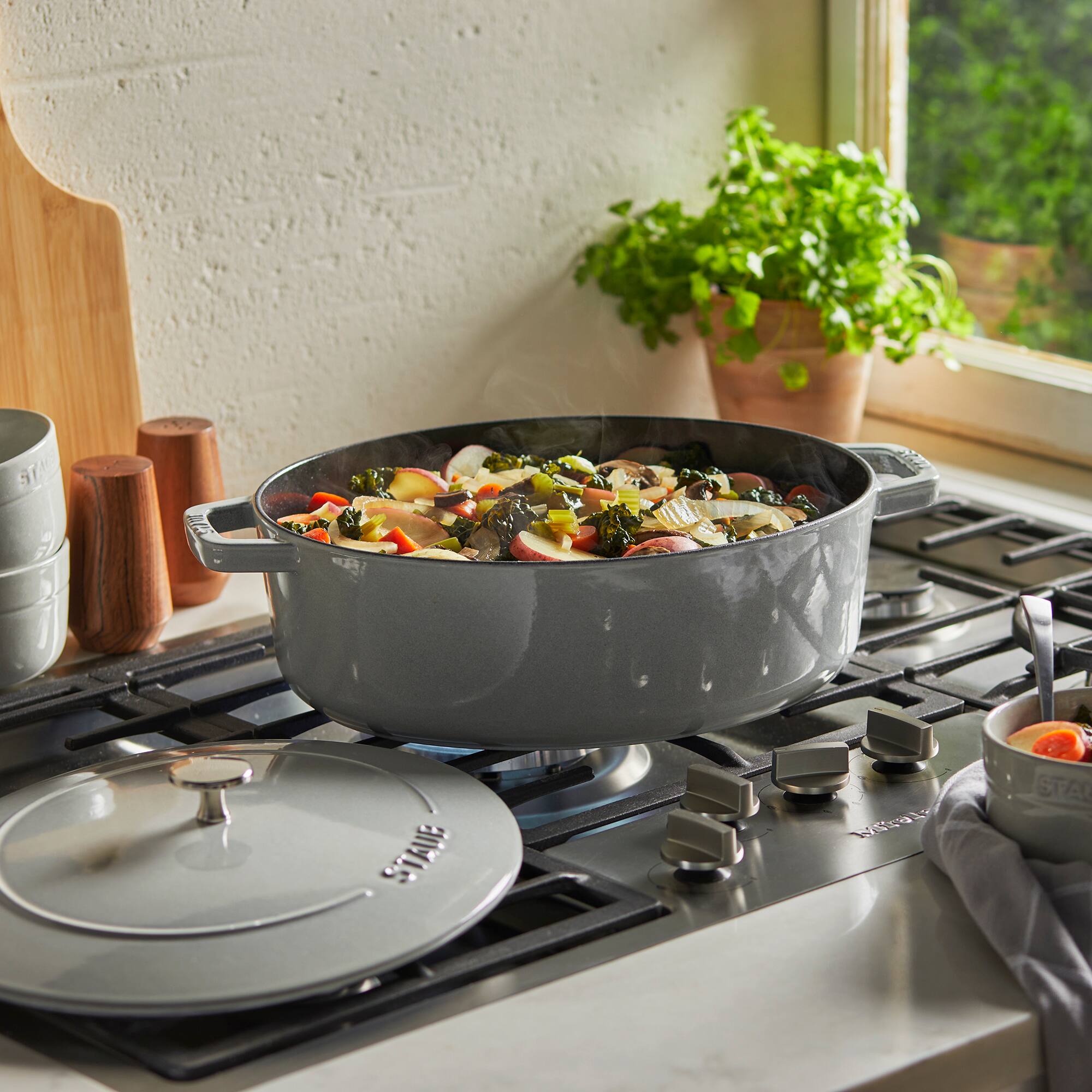 The text on the image reads:

"STAUB"