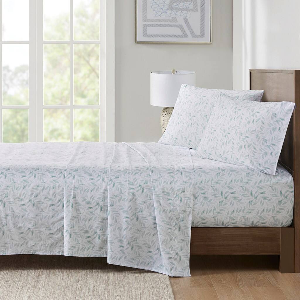 Alt View 1. Gracie Mills - Gracie Mills Esme Breathable Printed Cotton Percale Sheet Set - Green Leaves.