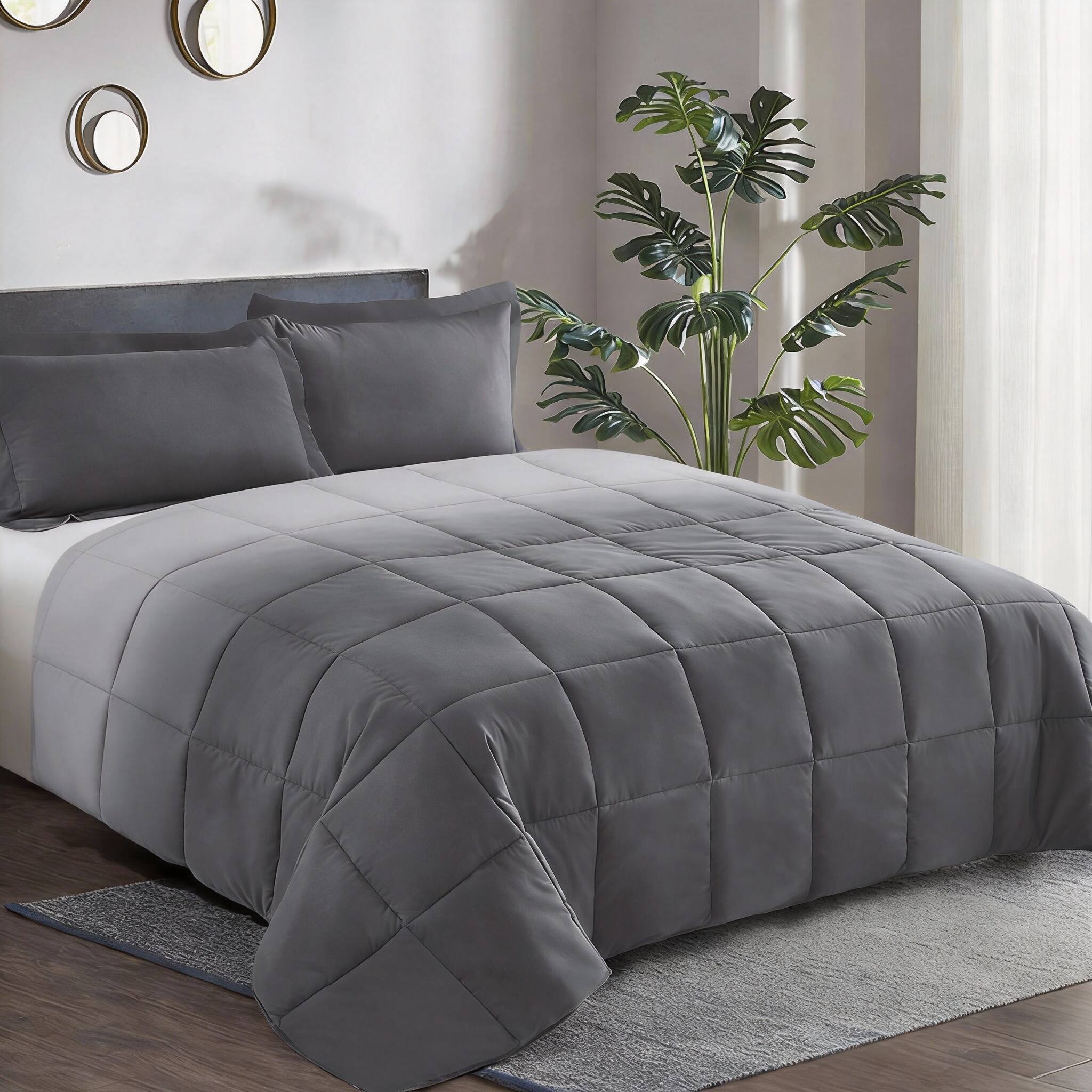 Front. OMOMMD - Comforter Set All Season Reversible Down Alternative Bedding Quilted Duvet Insert - Dark Gray/Light Gray Full.