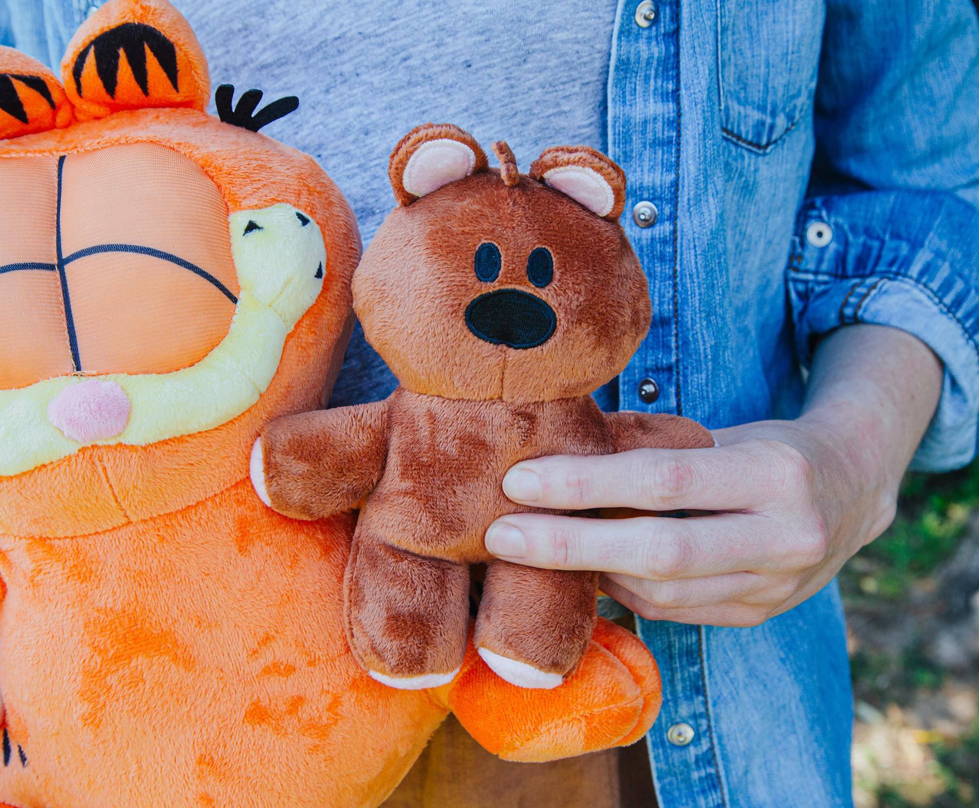 Alt View 5. Golden Bell Studios - Garfield Holding Pooky 12-Inch Collector Plush - Orange.