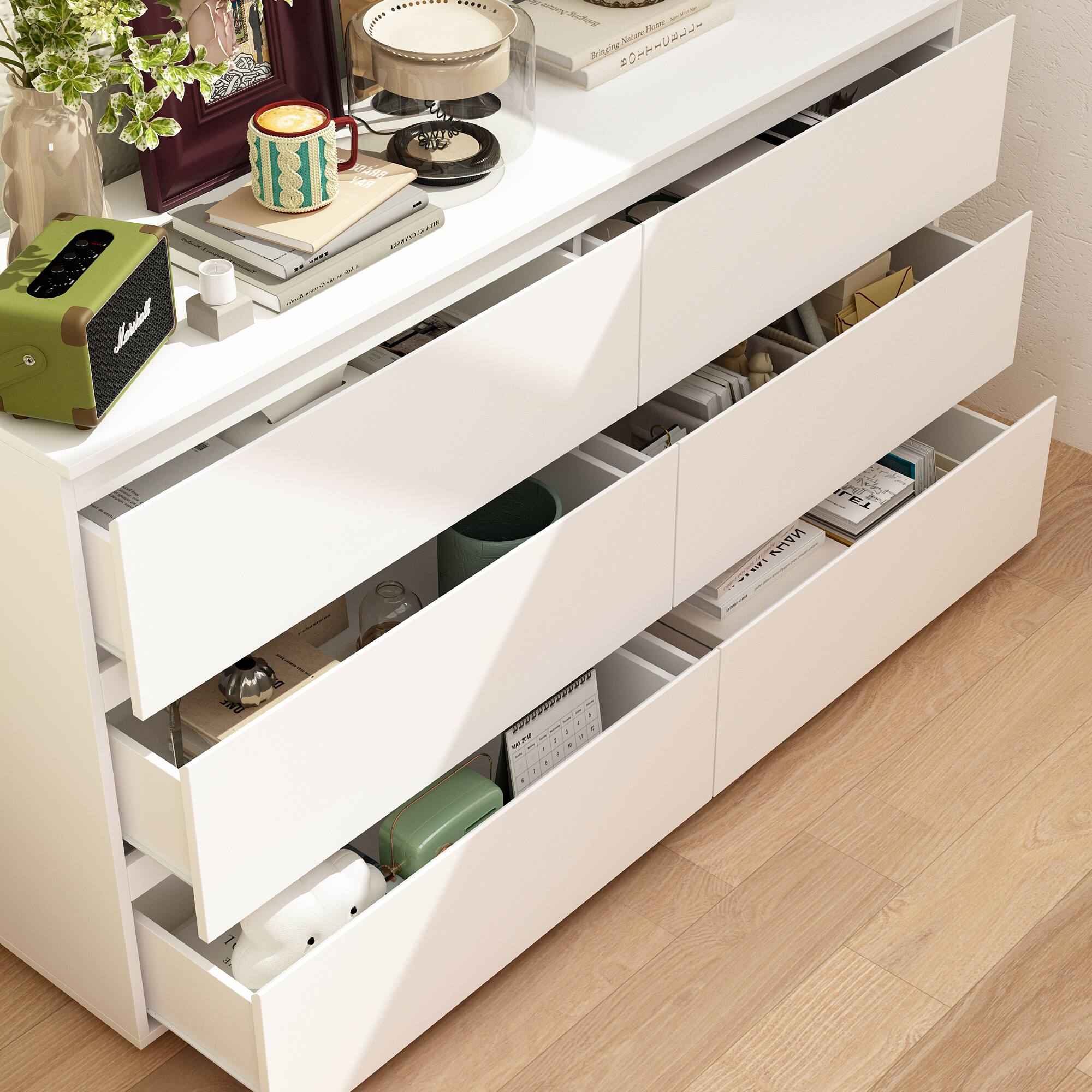 Certainly! Here is the corrected and grouped text from the image:

---

**Top Shelf:**
- "Bergling Nature Home"

**Middle Shelf:**
- "Bergling Nature Home"

**Bottom Shelf:**
- "Bergling Nature Home"

**Other Visible Text:**
- "Bergling Nature Home"

---

This text appears to be repeated on multiple books or items on the shelves.