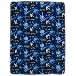 Pegasus - New York Yankees Tonal Slugger Ultra Cozy Oversized Blanket - Multicolor