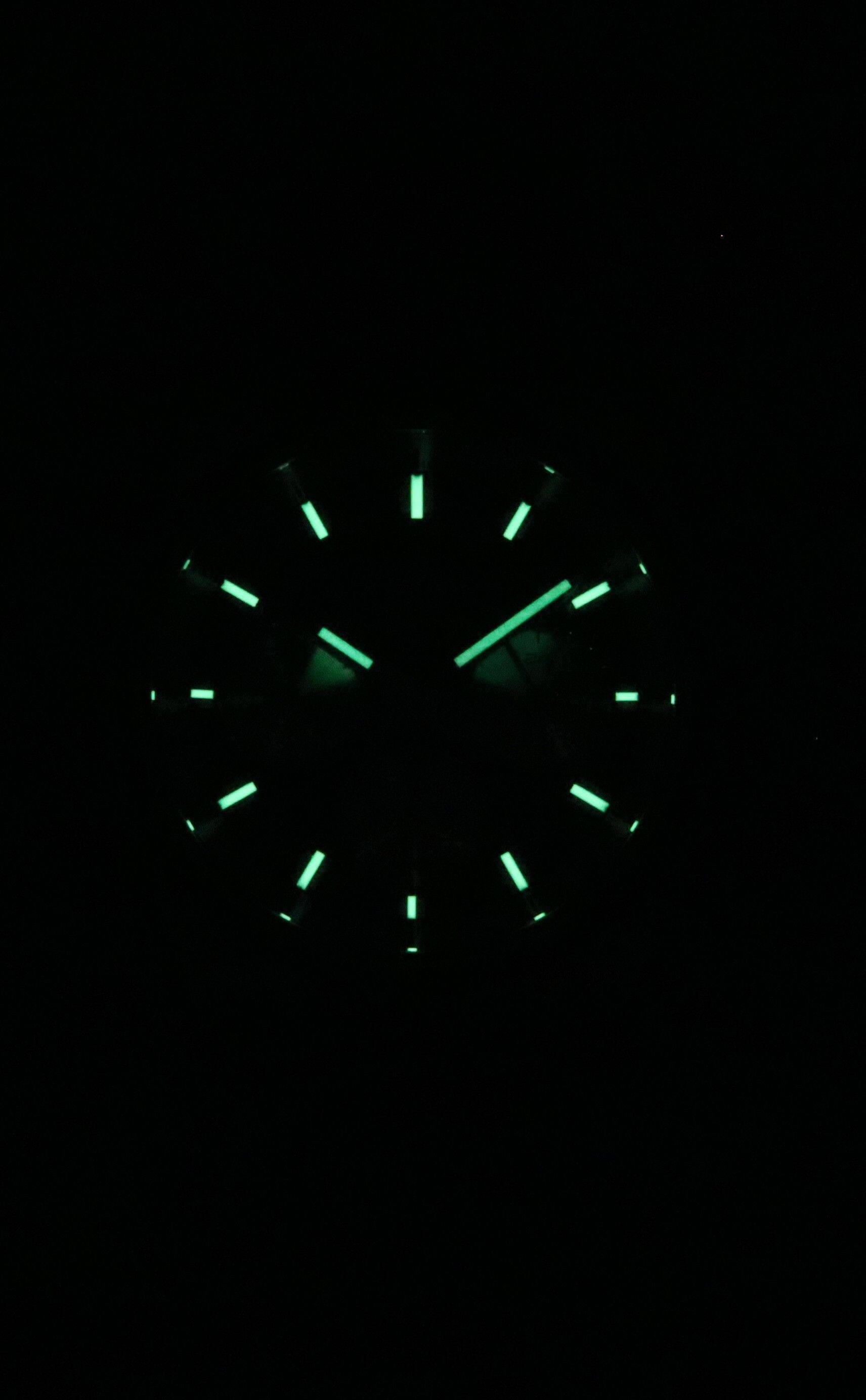 Angle. Casio - Edifice Analog Chronograph Stainless Steel Blue Dial Quartz EFB-730D-2AV 100M Men's Watch - Blue, Silver.