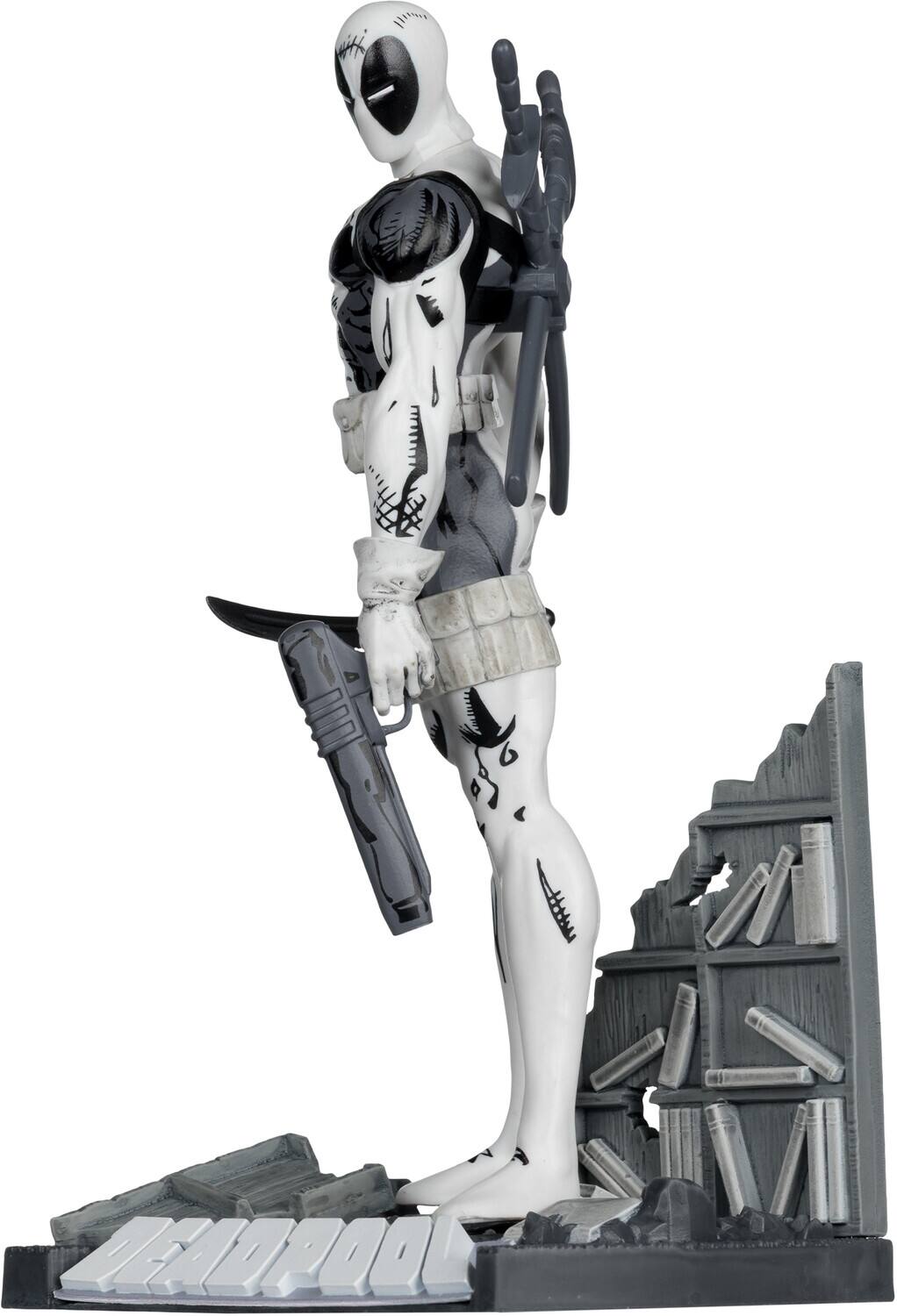 Alt View 1. McFarlane Toys - McFarlane Toys: Gold Label - The New Mutants #98 - Marvel Collection - 1:10 Deadpool (LINE ART)   - COLLECTIBLES - Multicolor.