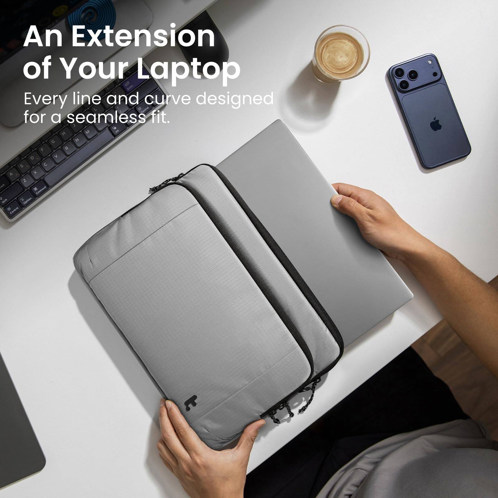 An Extension of Your Laptop  
Every line and curve designed for a seamless fit.